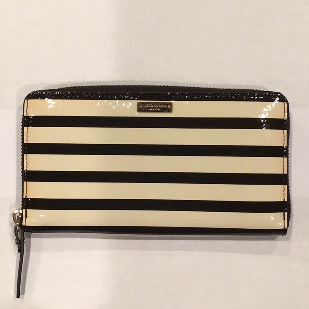 NWT Kate Spade Black and Cream Striped Wallet